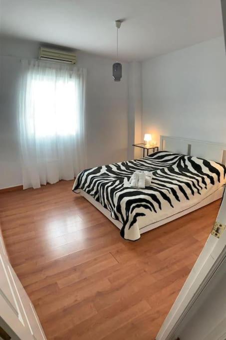 Apartamento Luminoso En Espartinas Totalmente Climatizado Exterior photo